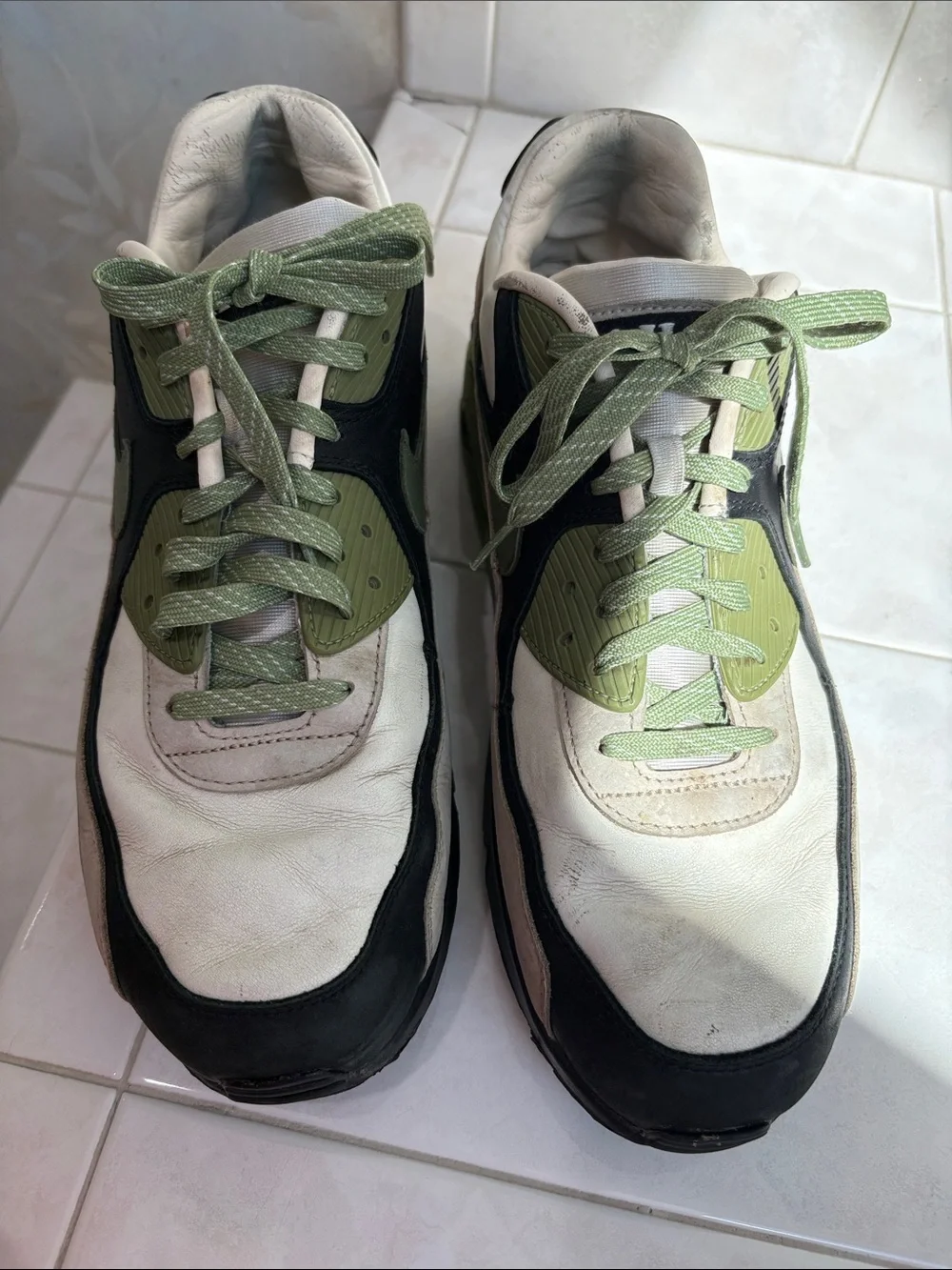 Nike Air Max 90 Lahar Sneakers C15646-200 in Ivory/ Cream Colors